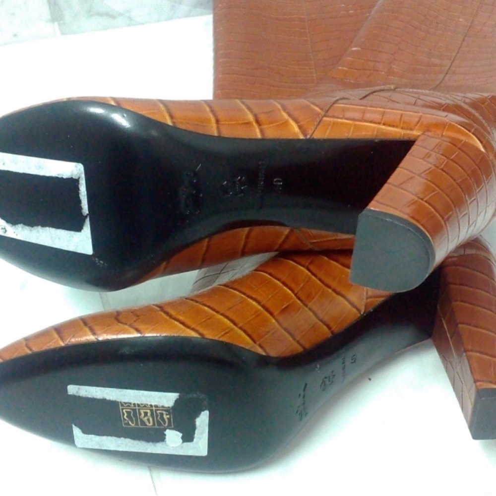 Longchamp Croc Embossed Boots In Burnt Orange Size 40 - Picture 3 of 4